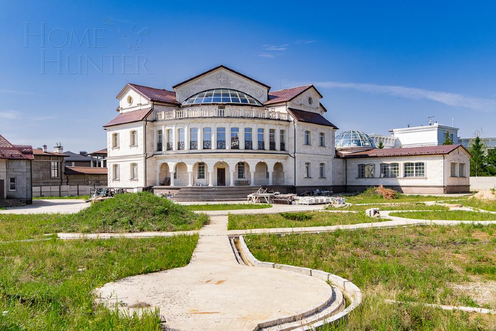2-этажный коттедж 1 686 м² с отделкой