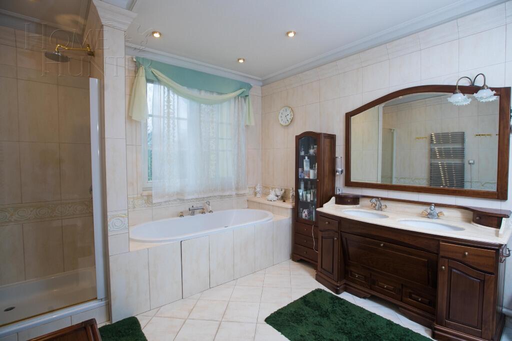 2-этажный коттедж 800 м² с отделкой