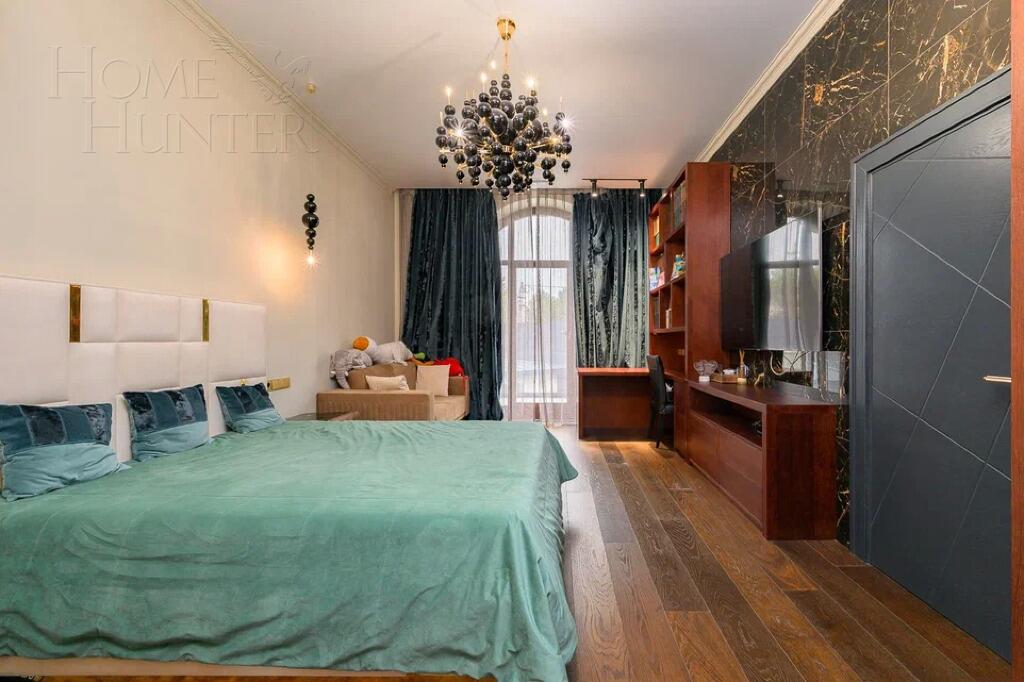 2-этажный коттедж 700 м² с отделкой