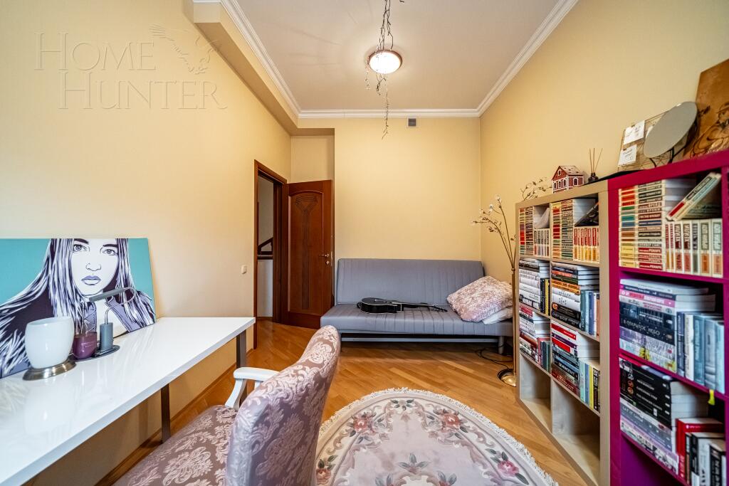 3-этажный коттедж 980 м² с отделкой