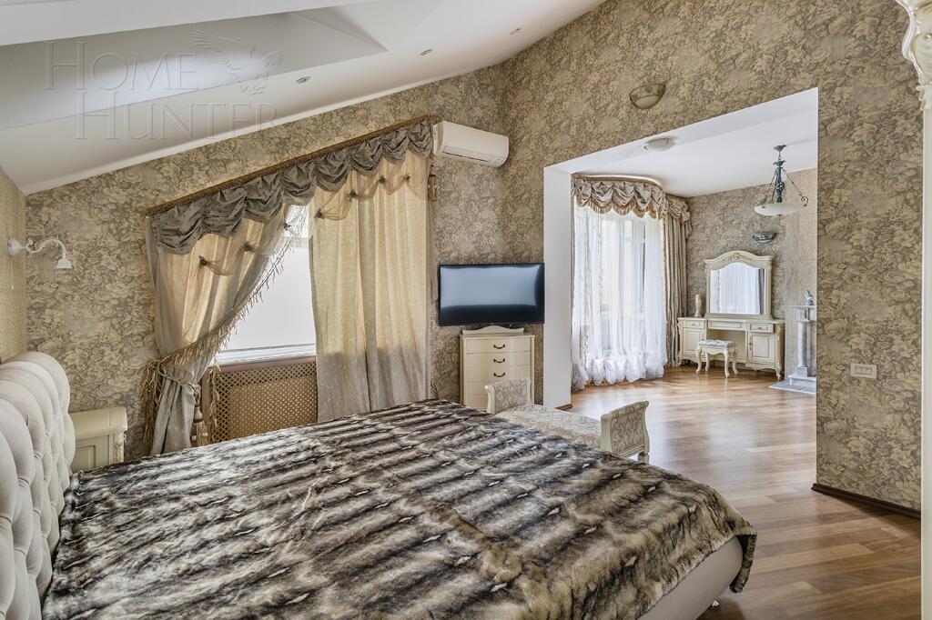 3-этажный коттедж 400 м² с отделкой