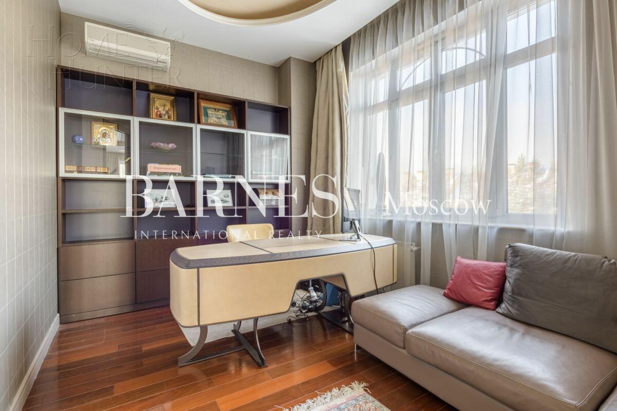 4-КОМН. КВАРТИРА С ОТДЕЛКОЙ 234 М² НА 4 ЭТАЖЕ