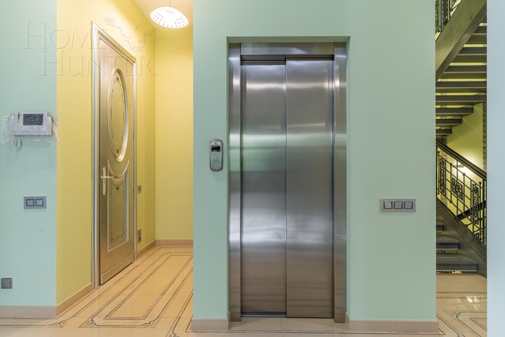 2-этажный коттедж 745 м² с отделкой