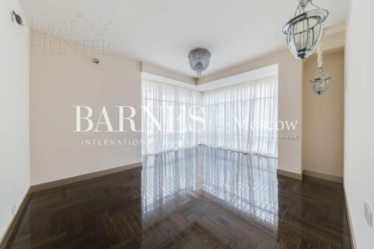 4-КОМН. КВАРТИРА С ОТДЕЛКОЙ 230 М² НА 6 ЭТАЖЕ