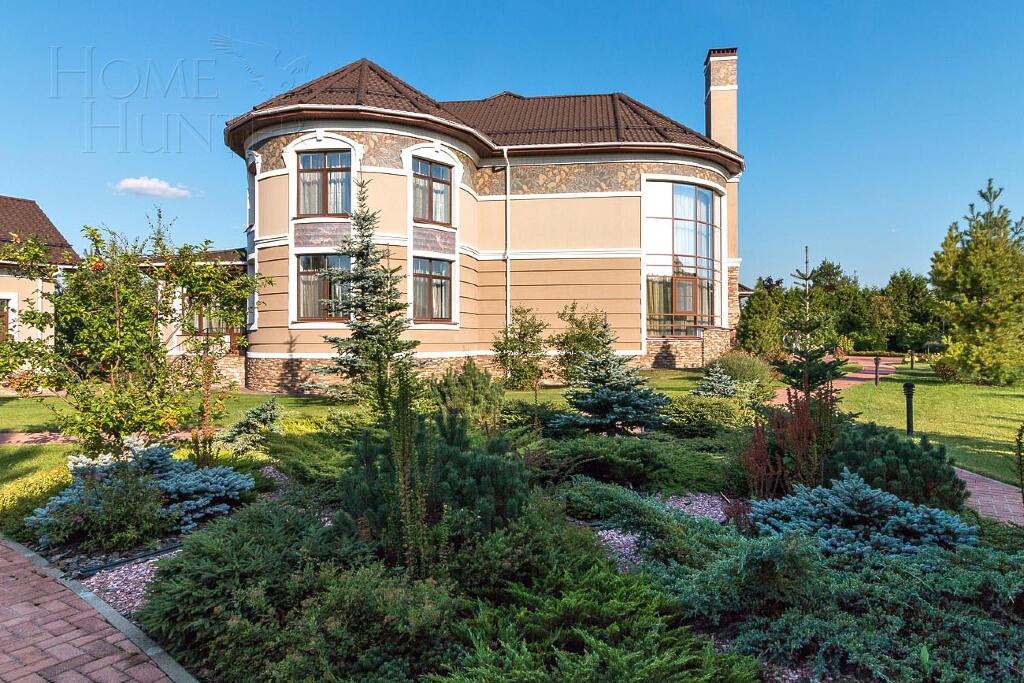 2-этажный коттедж 550 м² с отделкой