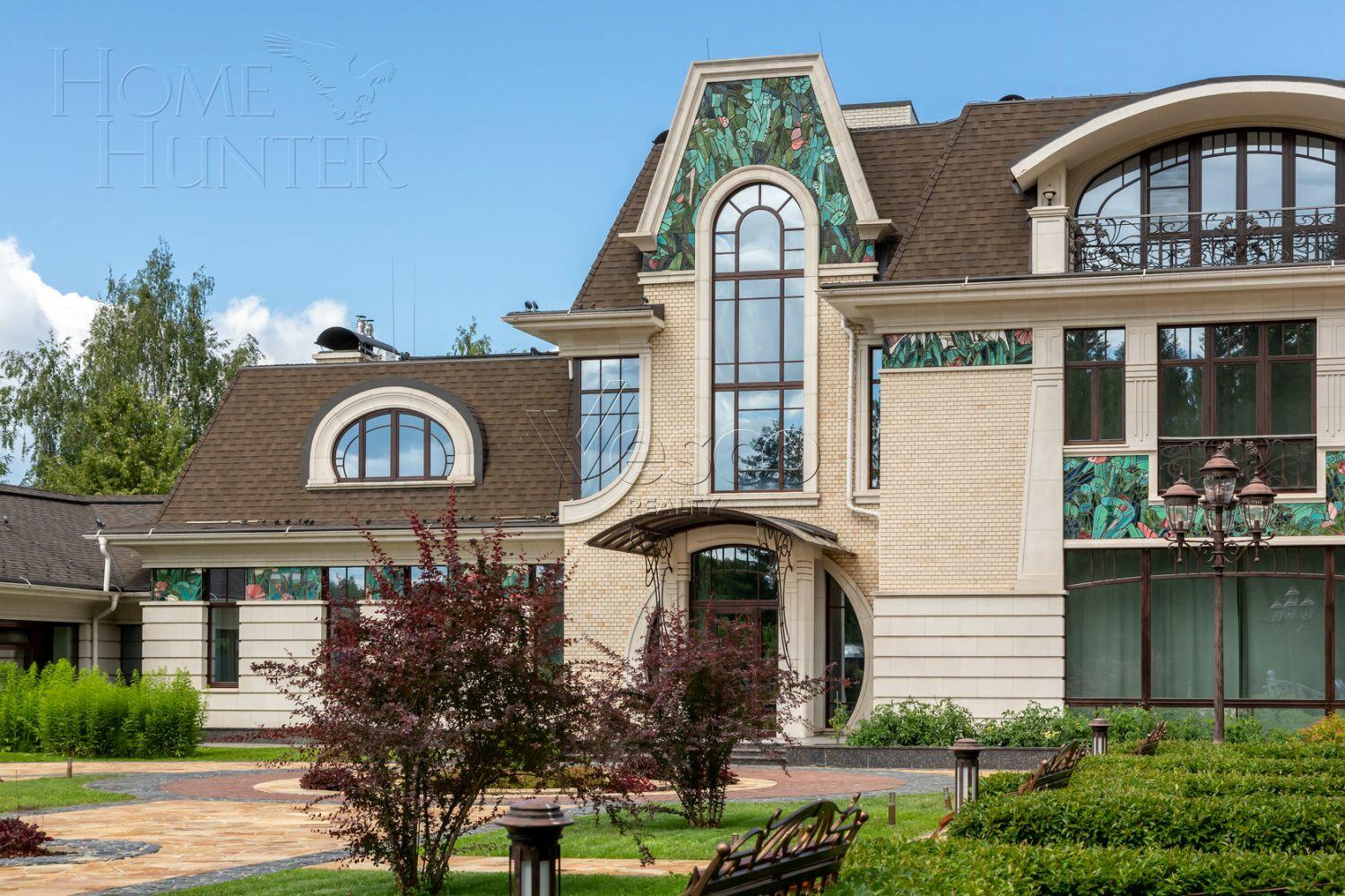 2-этажный коттедж 1 832 м² с отделкой