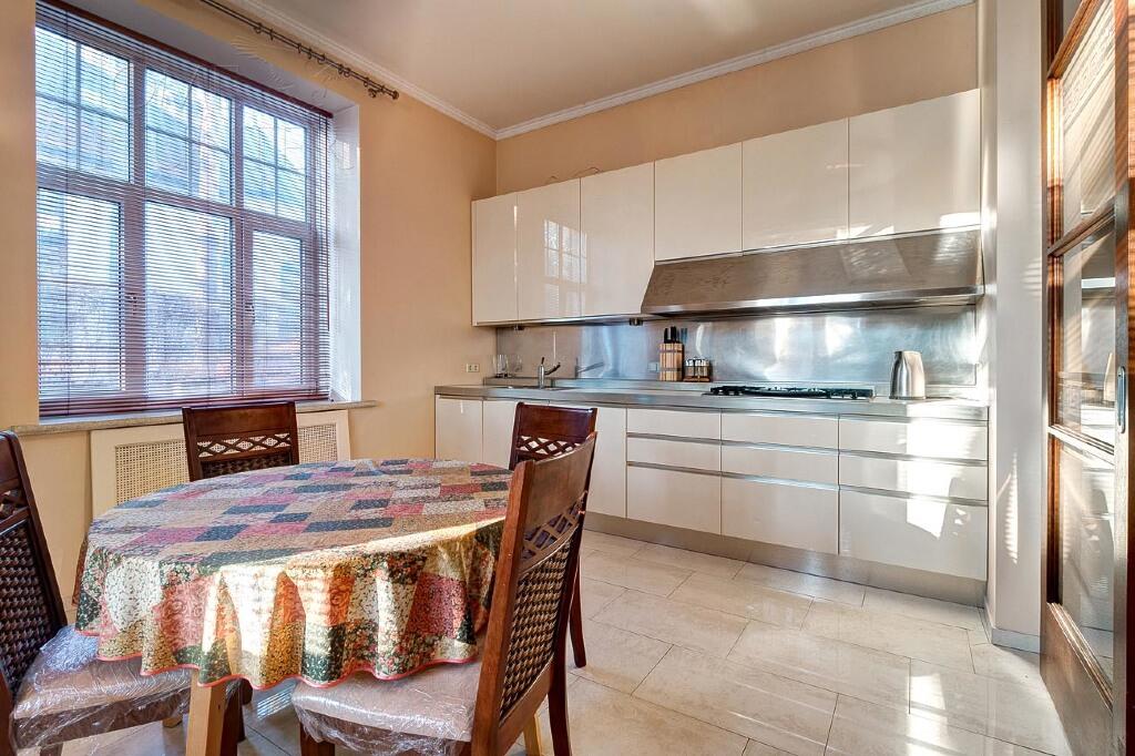 2-этажный коттедж 680 м² с отделкой