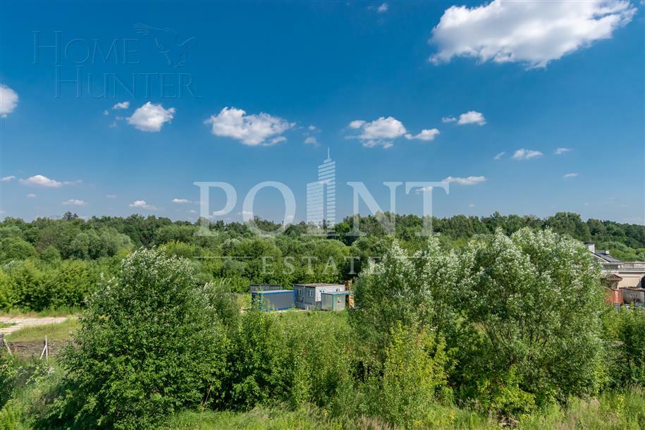 3-этажный коттедж 650 м² без отделки