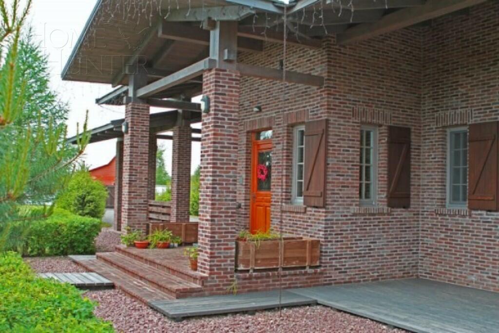 1-этажный коттедж 300 м² с отделкой