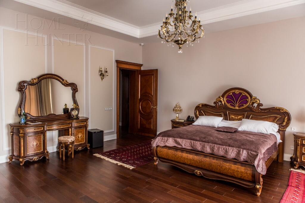 2-этажный коттедж 3 550 м² с отделкой