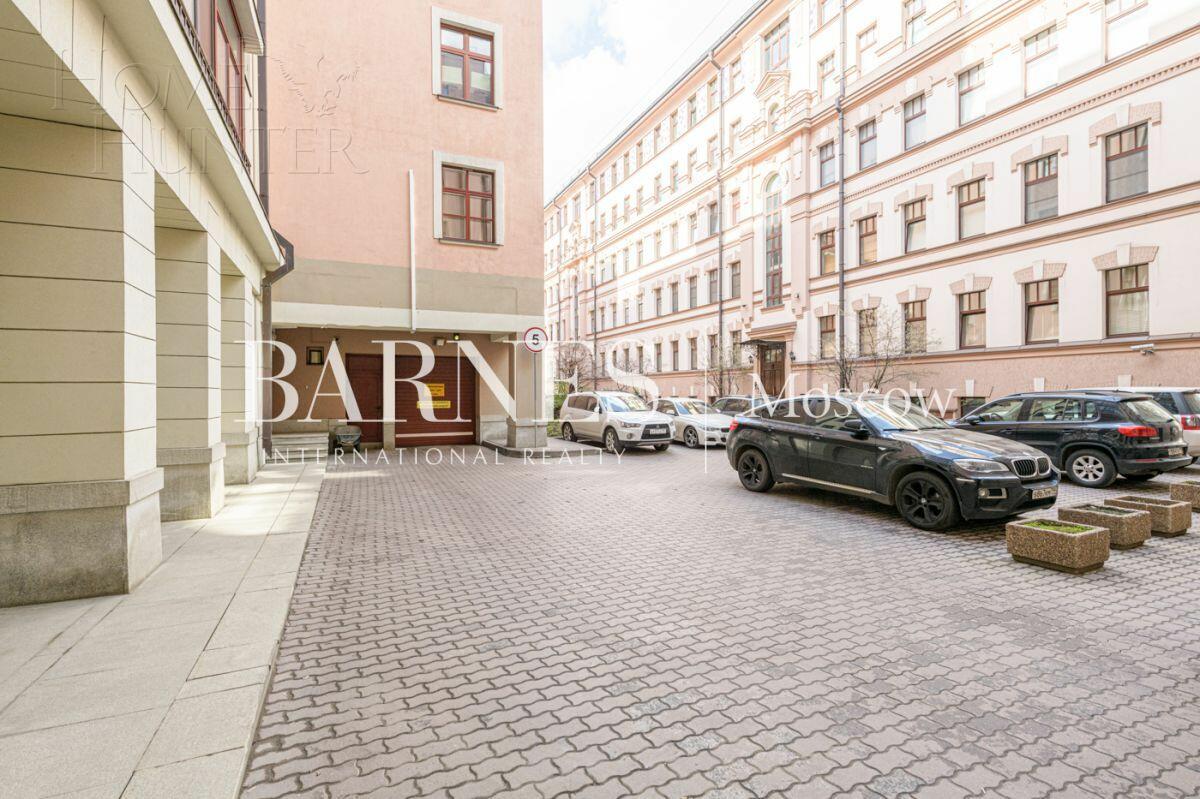5-КОМН. КВАРТИРА С ОТДЕЛКОЙ 187.8 М² НА 4 ЭТАЖЕ