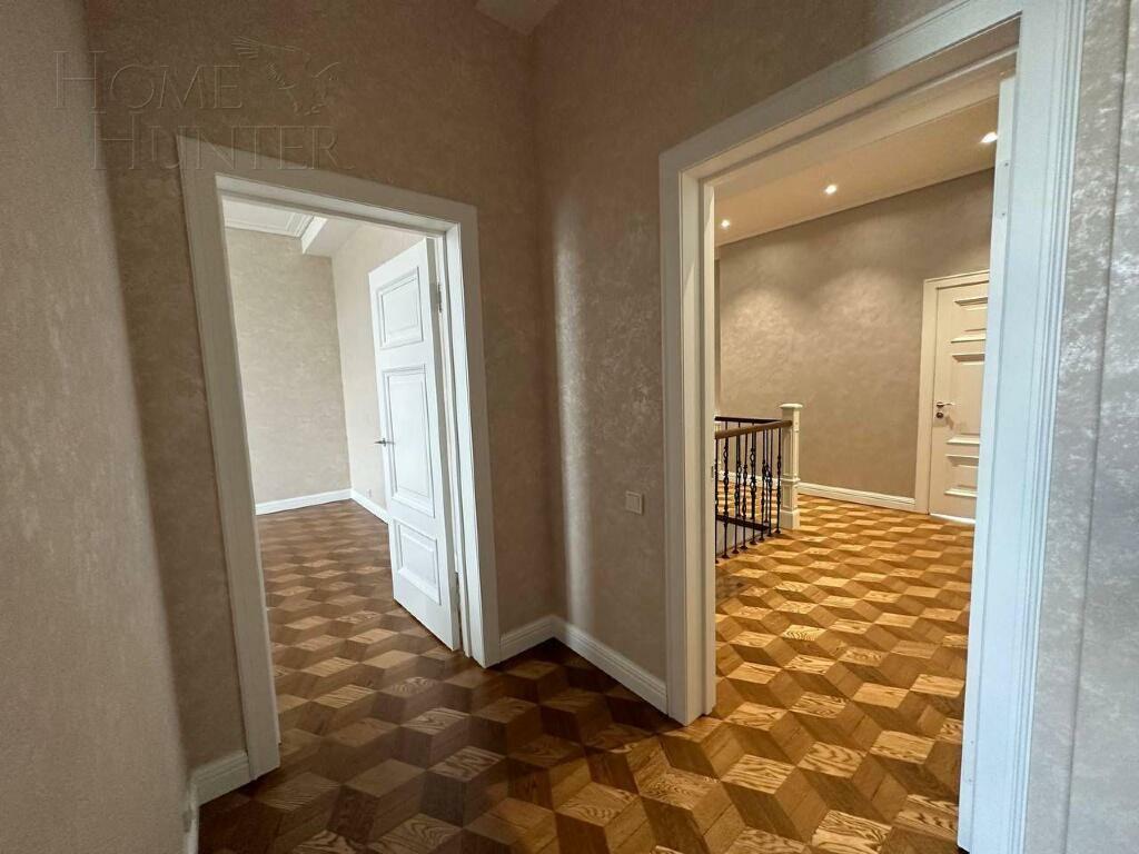 2-этажный коттедж 700 м² с отделкой