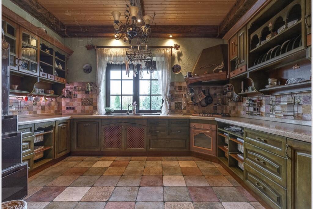 2-этажный коттедж 770 м² с отделкой