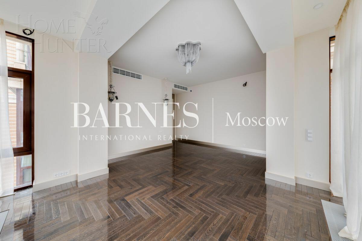 4-КОМН. КВАРТИРА С ОТДЕЛКОЙ 230 М² НА 6 ЭТАЖЕ