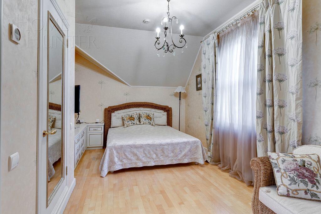 2-этажный коттедж 782.7 м² с отделкой