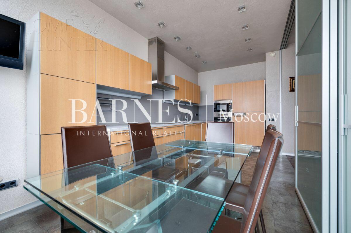 4-КОМН. КВАРТИРА С ОТДЕЛКОЙ 177.1 М² НА 32 ЭТАЖЕ