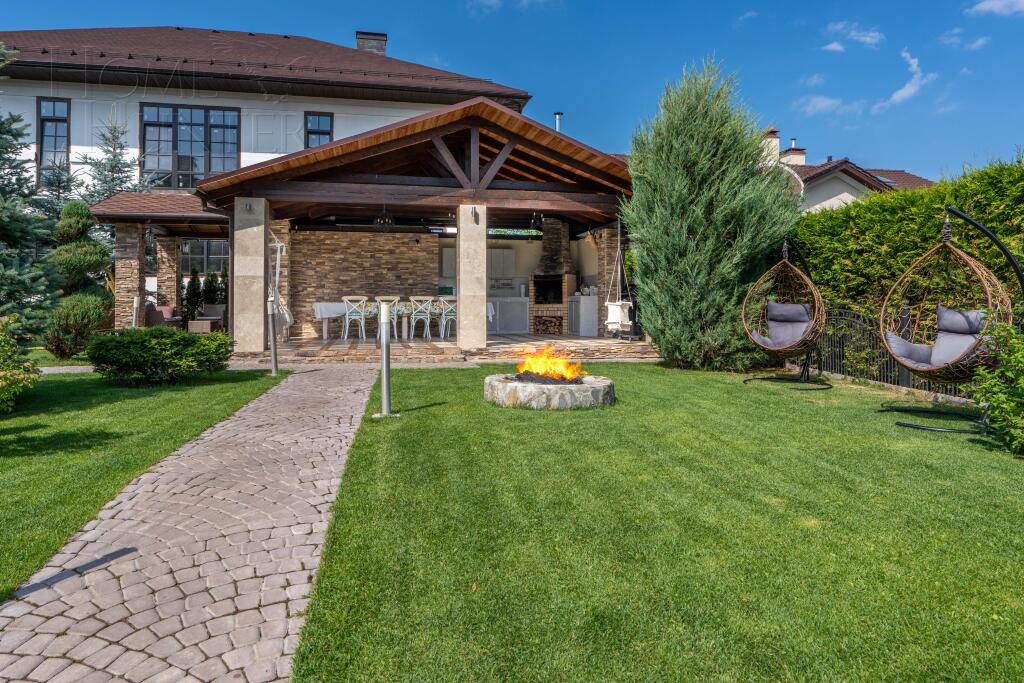 2-этажный коттедж 470 м² с отделкой