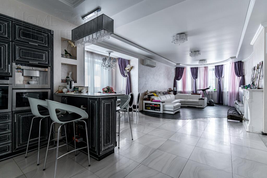 2-этажный коттедж 210 м² с отделкой