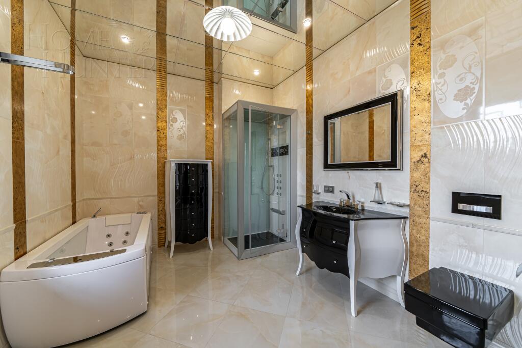 2-этажный коттедж 745 м² с отделкой