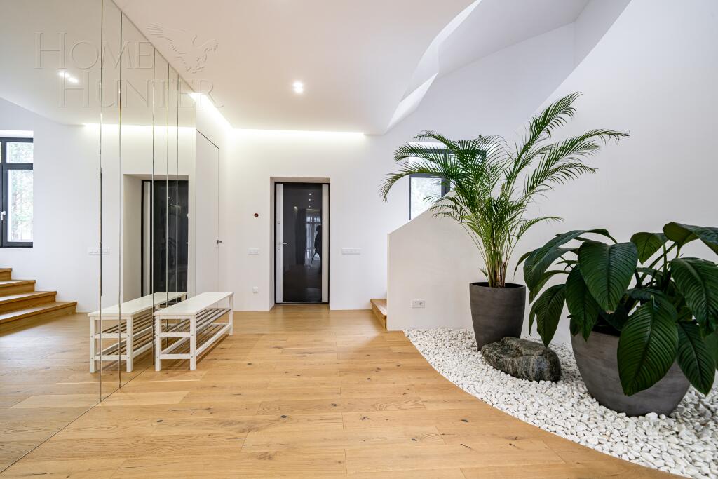 2-этажный коттедж 530 м² с отделкой