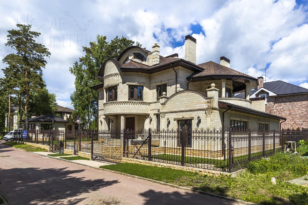 2-этажный коттедж 500 м² без отделки