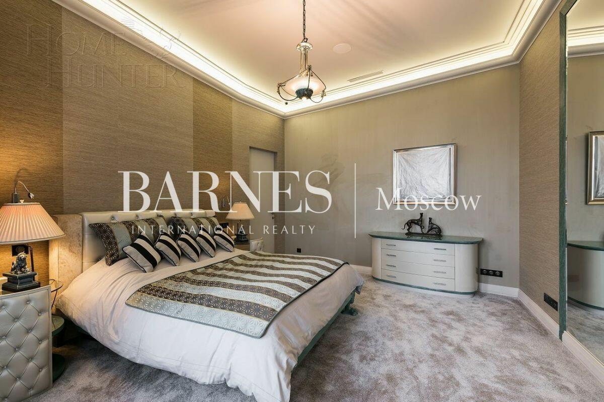 5-КОМН. КВАРТИРА С ОТДЕЛКОЙ 246 М² НА 3 ЭТАЖЕ