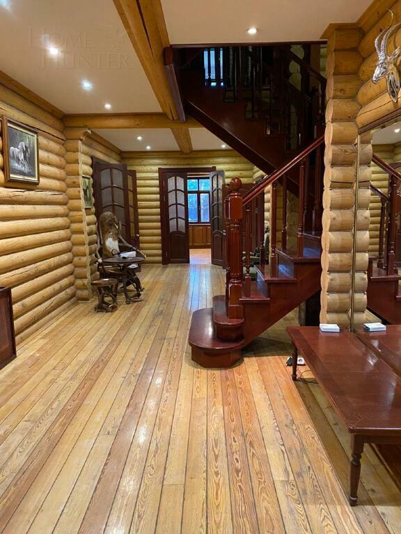 3-этажный коттедж 700 м² с отделкой