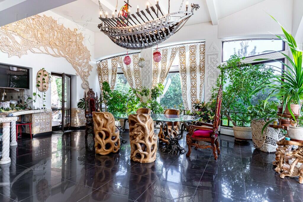 2-этажный коттедж 630 м² с отделкой