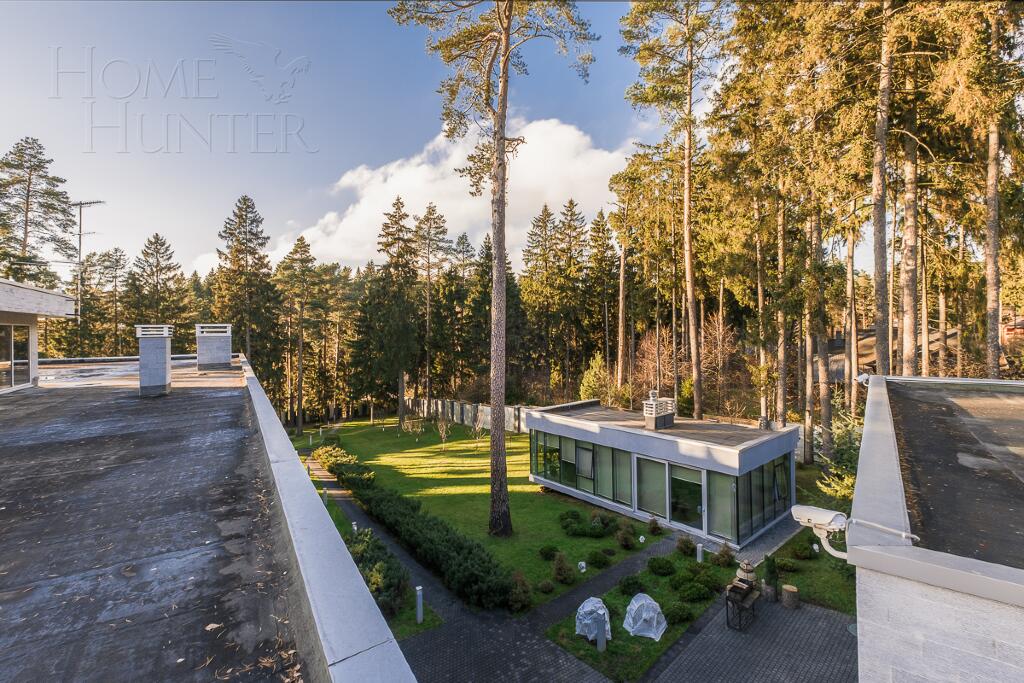 2-этажный коттедж 1 230 м² с отделкой