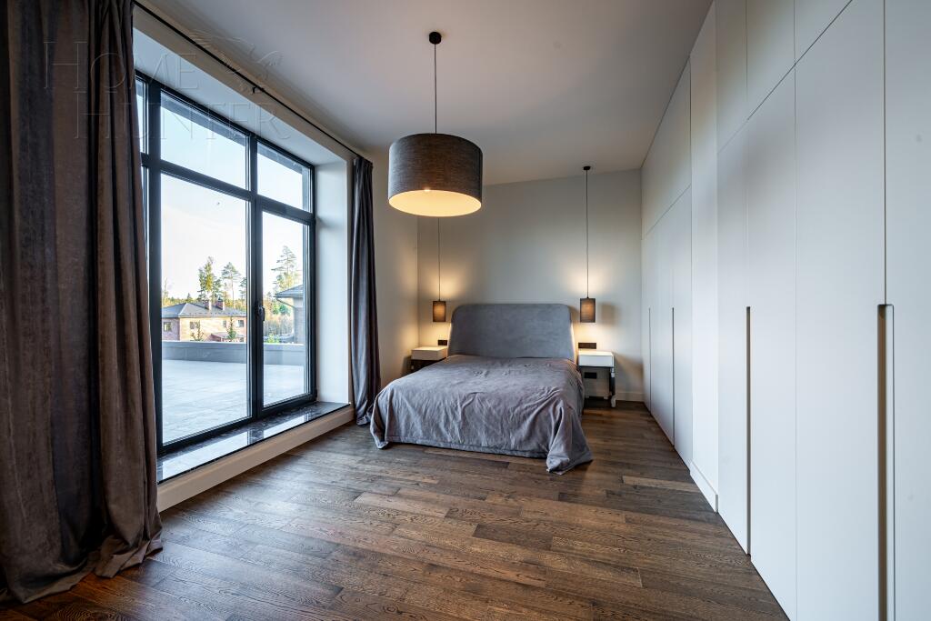 2-этажный коттедж 450 м² с отделкой