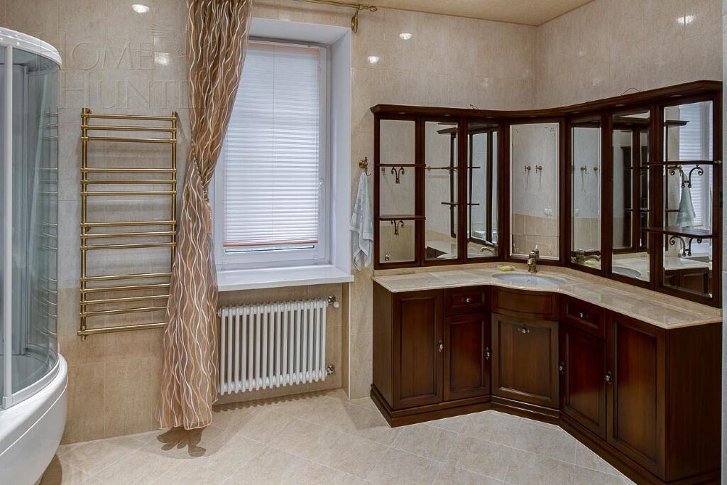 2-этажный коттедж 850 м² с отделкой