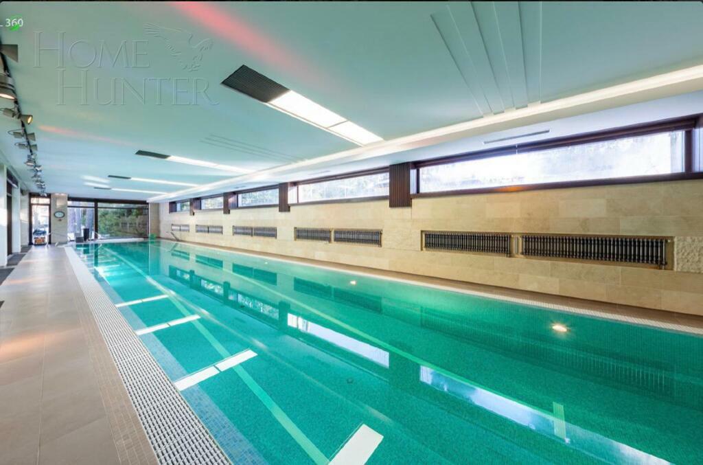 2-этажный коттедж 1 622 м² с отделкой