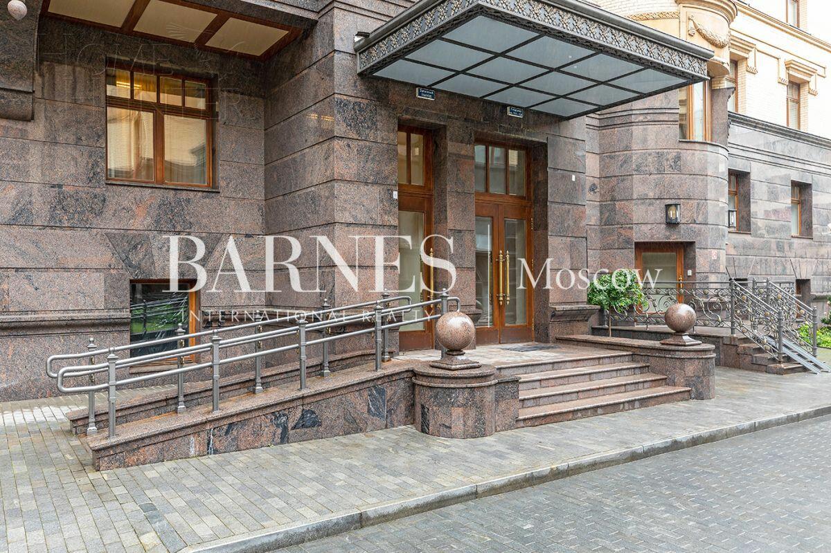 4-КОМН. КВАРТИРА БЕЗ ОТДЕЛКИ 245.9 М² НА 2 ЭТАЖЕ