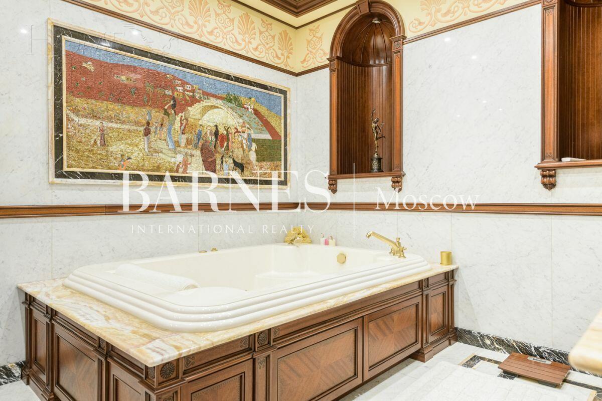 4-КОМН. ПЕНТХАУС С ОТДЕЛКОЙ 258 М² НА 11 ЭТАЖЕ