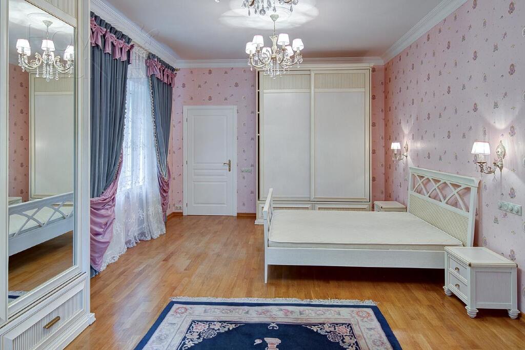 2-этажный коттедж 850 м² с отделкой