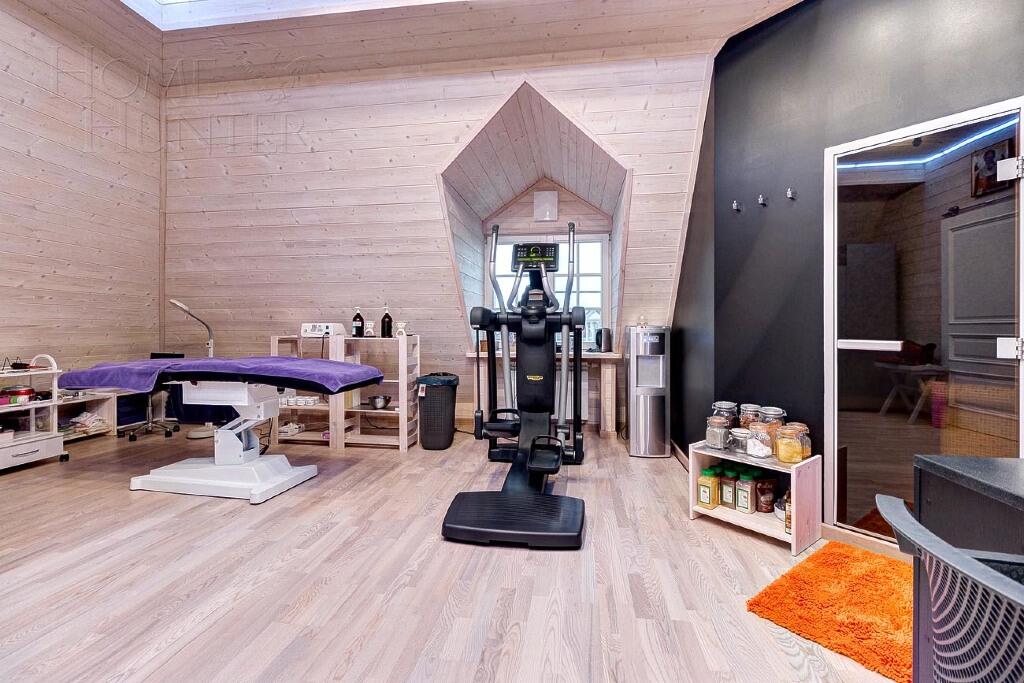 3-этажный коттедж 550 м² с отделкой