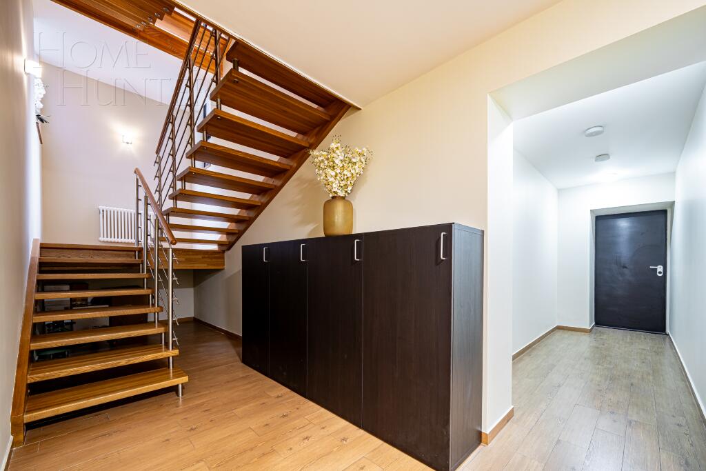 2-этажный коттедж 600 м² с отделкой