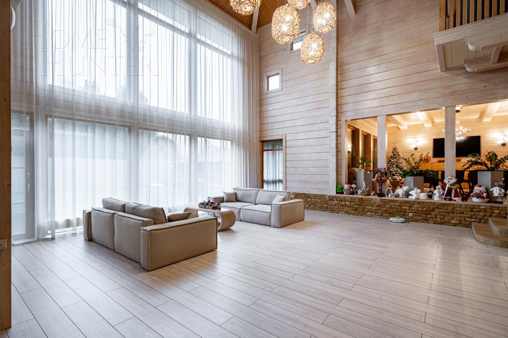 2-этажный коттедж 1 250 м² с отделкой