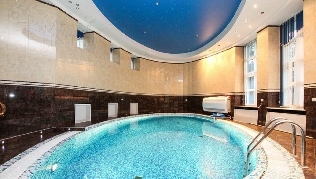 2-этажный коттедж 900 м² с отделкой
