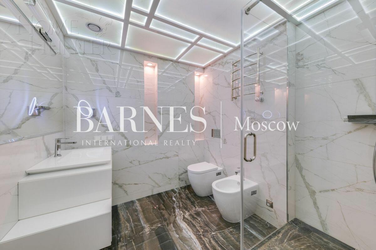 4-КОМН. КВАРТИРА С ОТДЕЛКОЙ 230 М² НА 6 ЭТАЖЕ