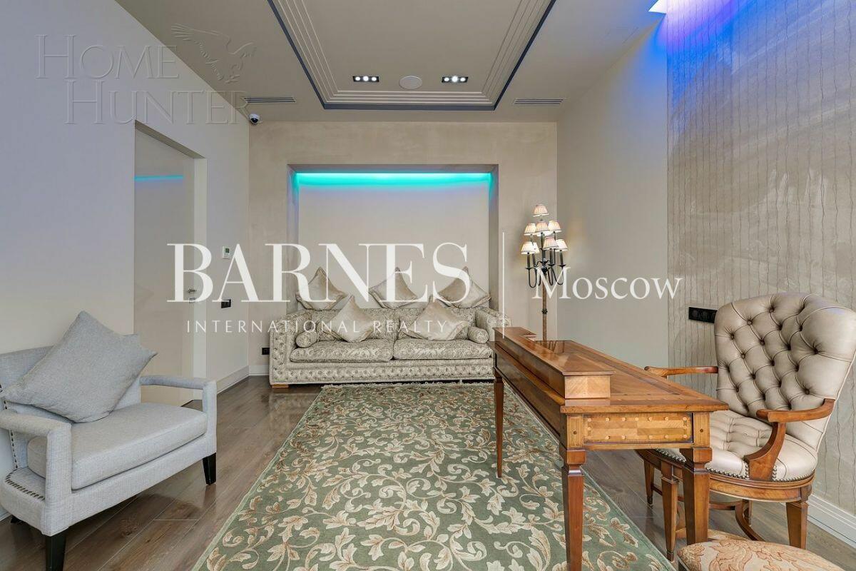 5-КОМН. КВАРТИРА С ОТДЕЛКОЙ 246 М² НА 3 ЭТАЖЕ