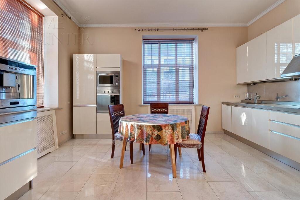 2-этажный коттедж 680 м² с отделкой