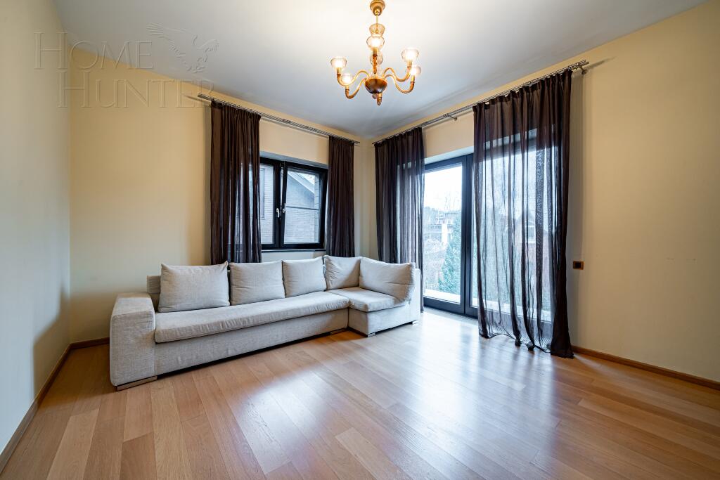 2-этажный коттедж 600 м² с отделкой