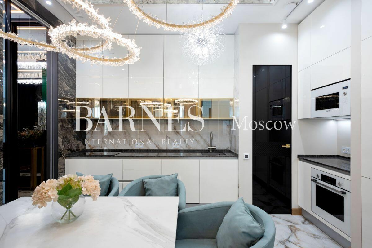 3-КОМН. КВАРТИРА С ОТДЕЛКОЙ 103 М² НА 3 ЭТАЖЕ