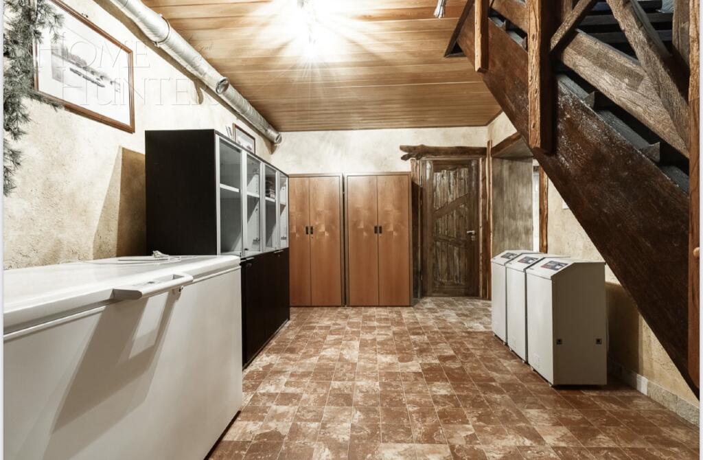 2-этажный коттедж 770 м² с отделкой