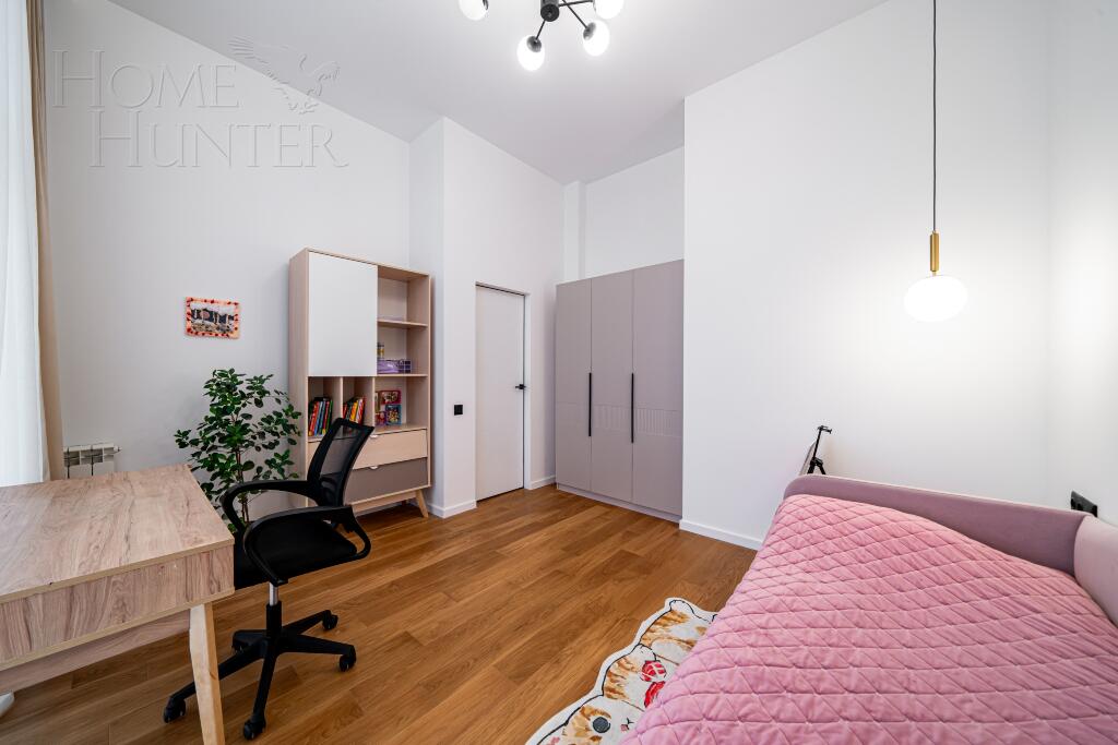 2-этажный коттедж 260 м² с отделкой