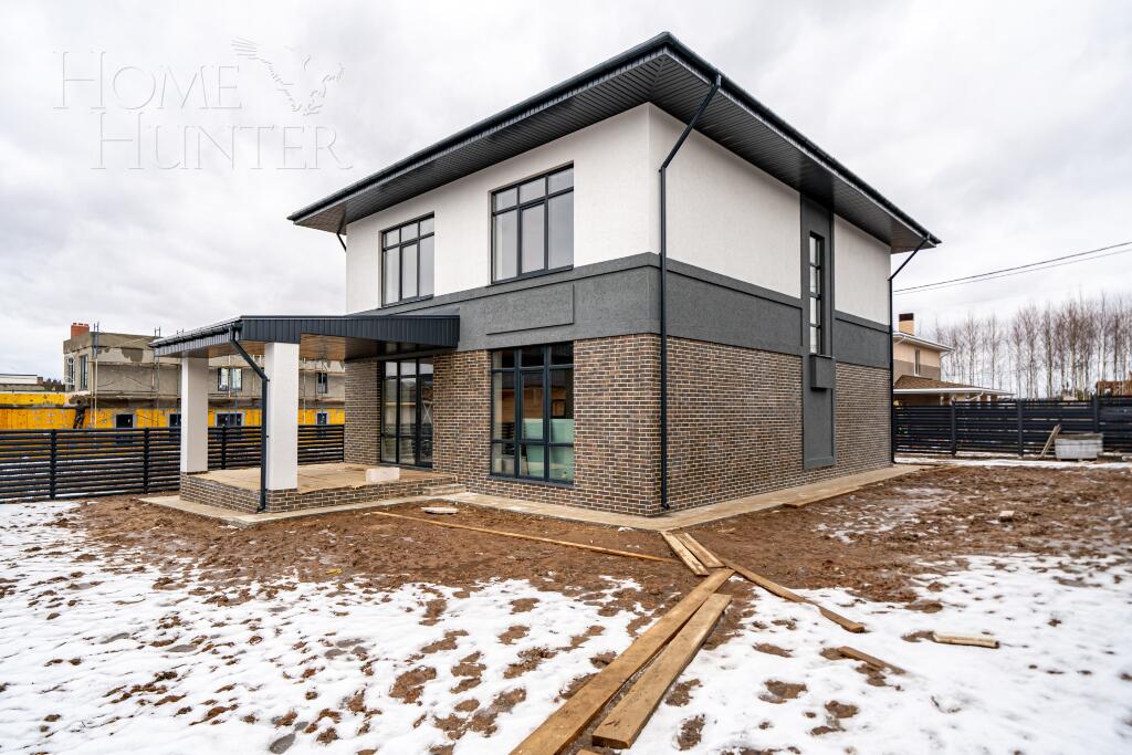 2-этажный коттедж 250 м² без отделки