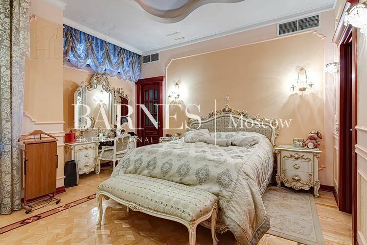 7-КОМН. КВАРТИРА С ОТДЕЛКОЙ 415 М² НА 5 ЭТАЖЕ