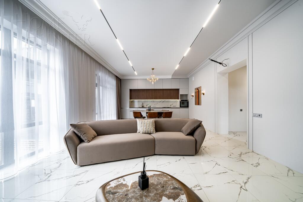 2-этажный коттедж 250 м² с отделкой