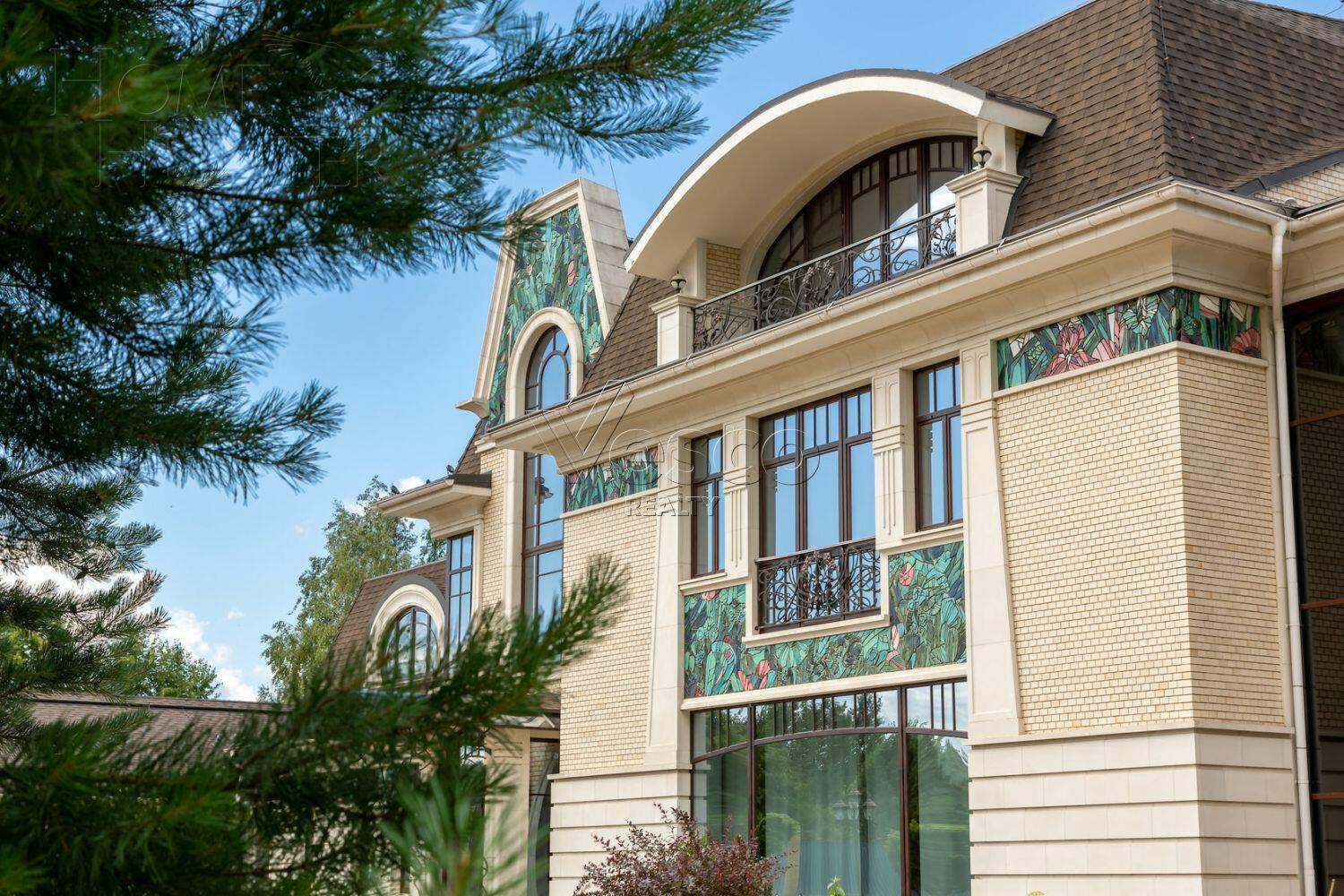 2-этажный коттедж 1 832 м² с отделкой